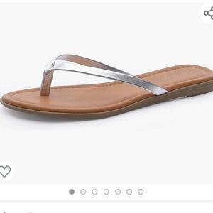 Centropoint Sandal Silver Slip-on Thong Sandals Size 7